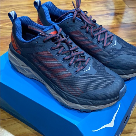 hoka size 5